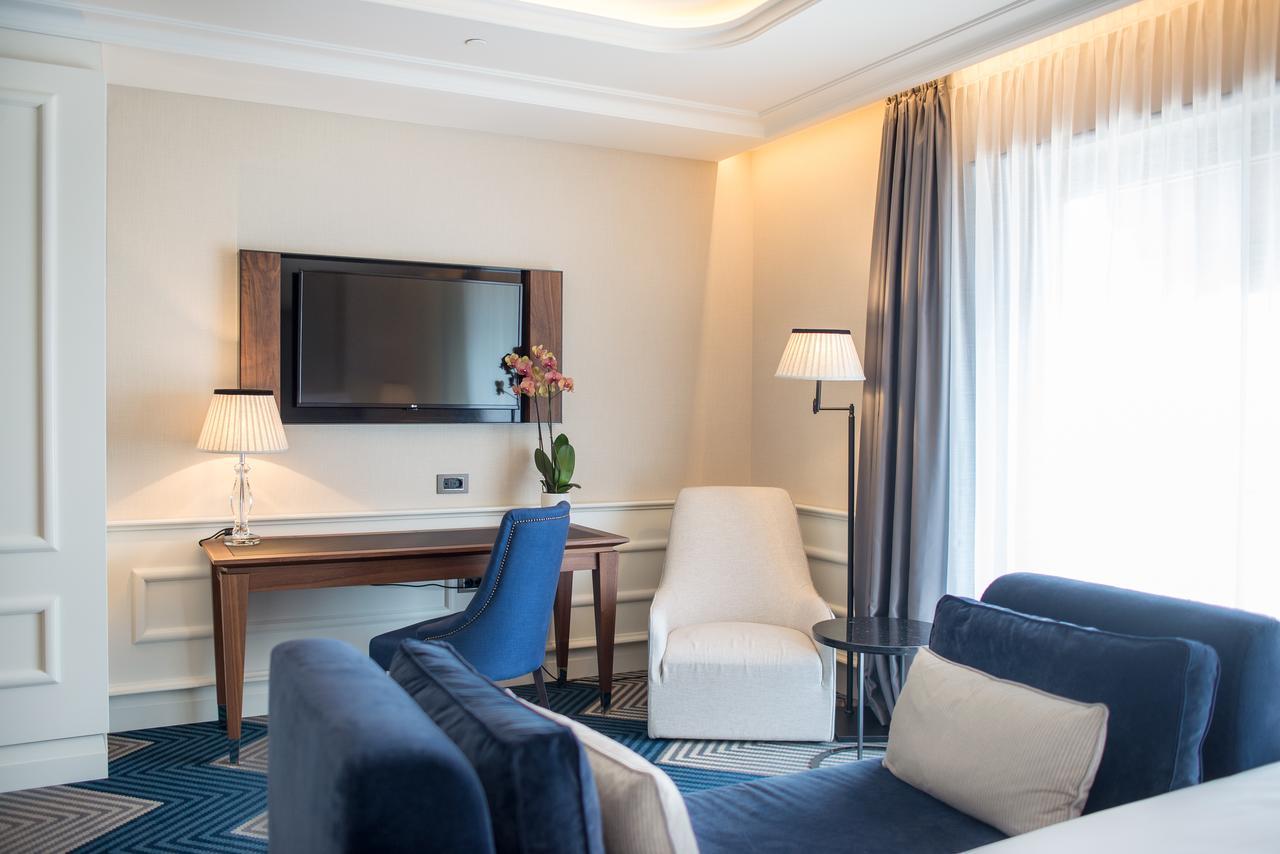 Boutique Hotel La Roche ติวัต ภายนอก รูปภาพ