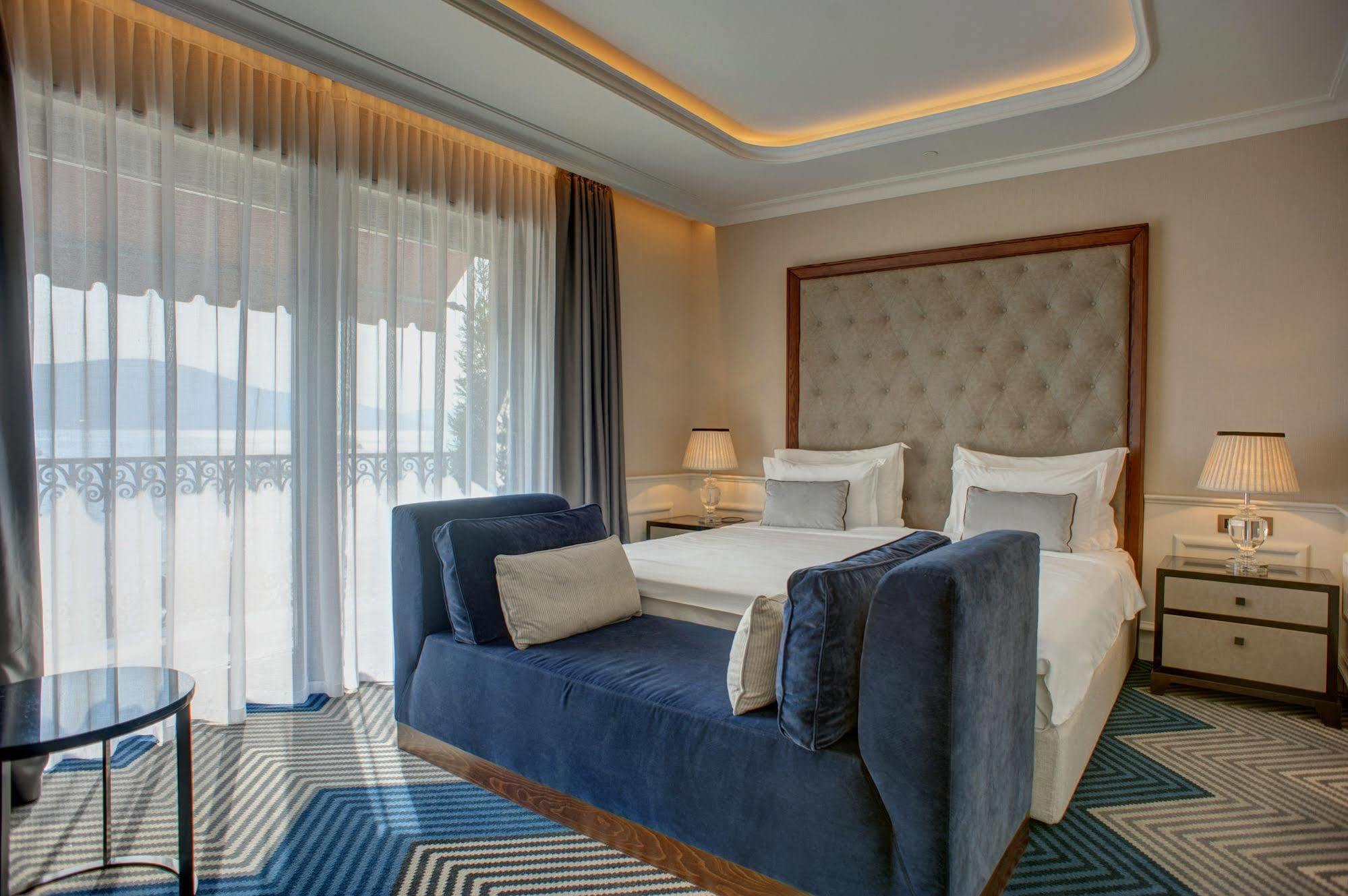 Boutique Hotel La Roche ติวัต ภายนอก รูปภาพ