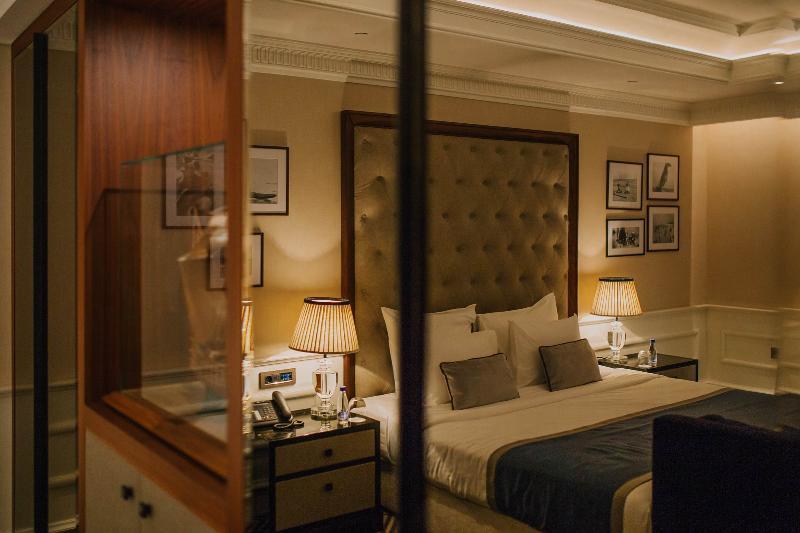 Boutique Hotel La Roche ติวัต ภายนอก รูปภาพ