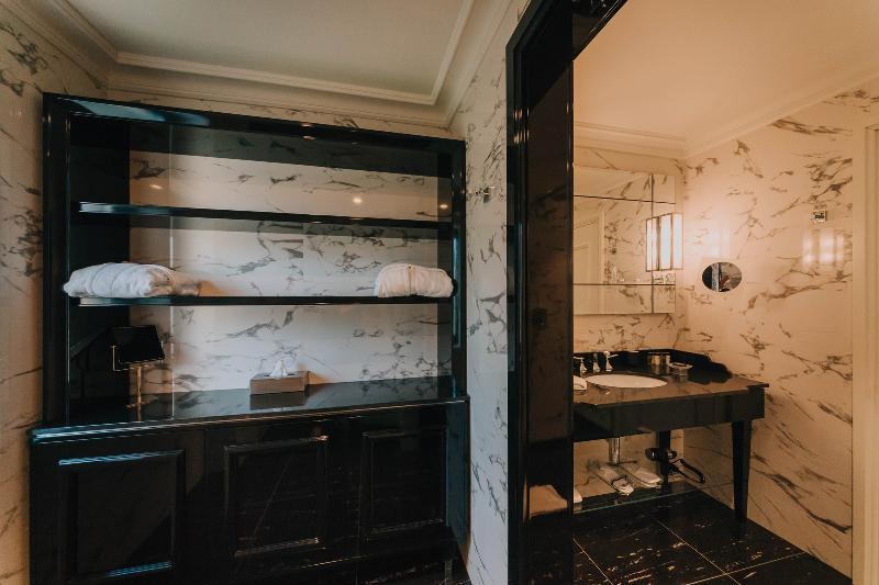 Boutique Hotel La Roche ติวัต ภายนอก รูปภาพ